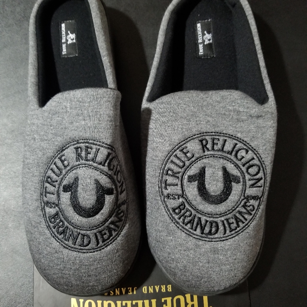 True Religion slippers - Picture 2 of 5
